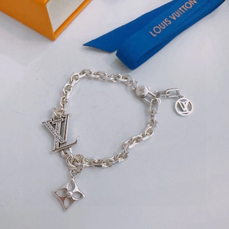 Bright Louis Vuitton Bracelets 250667
