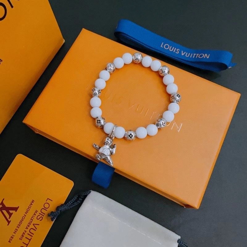 Louis Vuitton Bracelets Breathable 250338