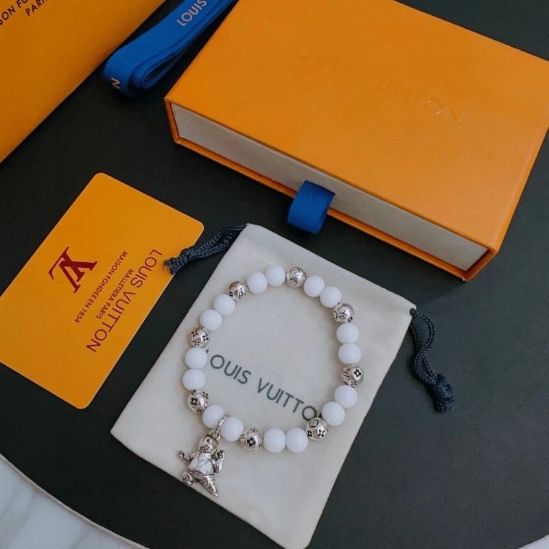 Louis Vuitton Bracelets Breathable 250338