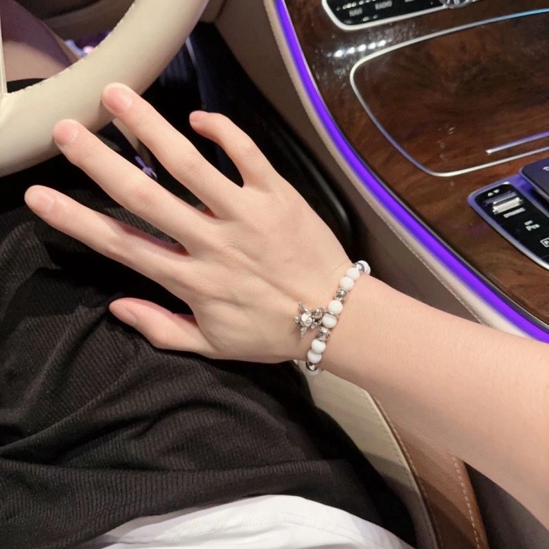 Louis Vuitton Bracelets Breathable 250338