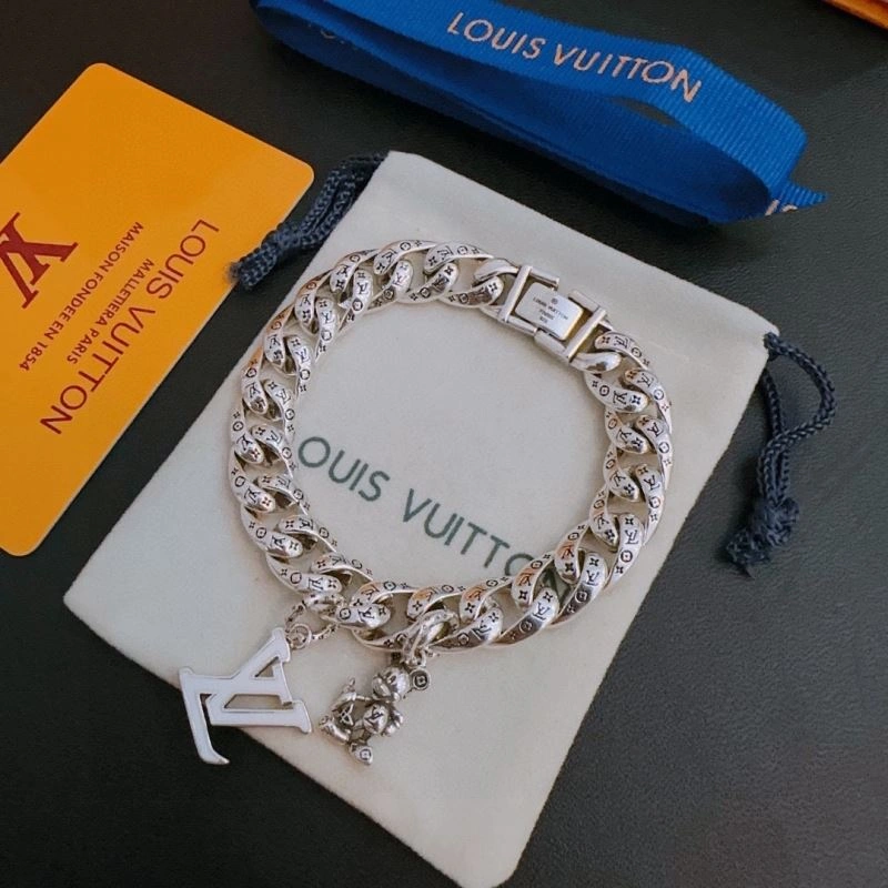 Louis Vuitton Bracelets TravelReady 250335