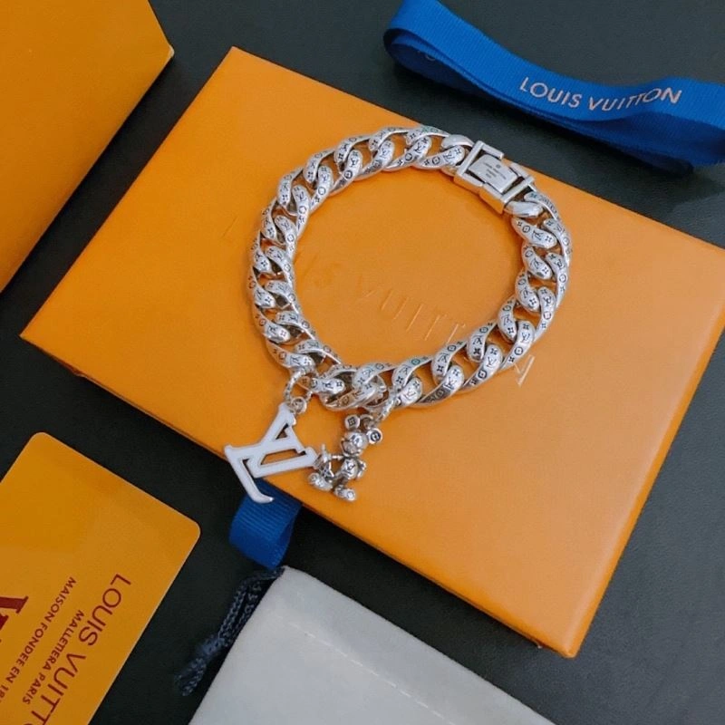 Louis Vuitton Bracelets TravelReady 250335