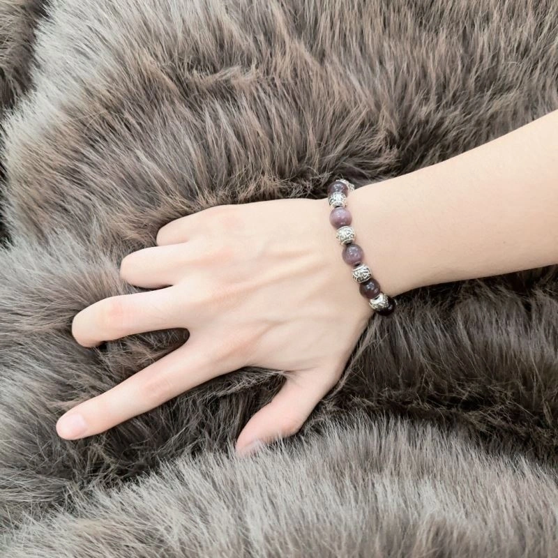 Louis Vuitton Bracelets Sporty 250340