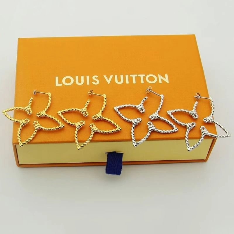 Refined Louis Vuitton Bracelets 250317
