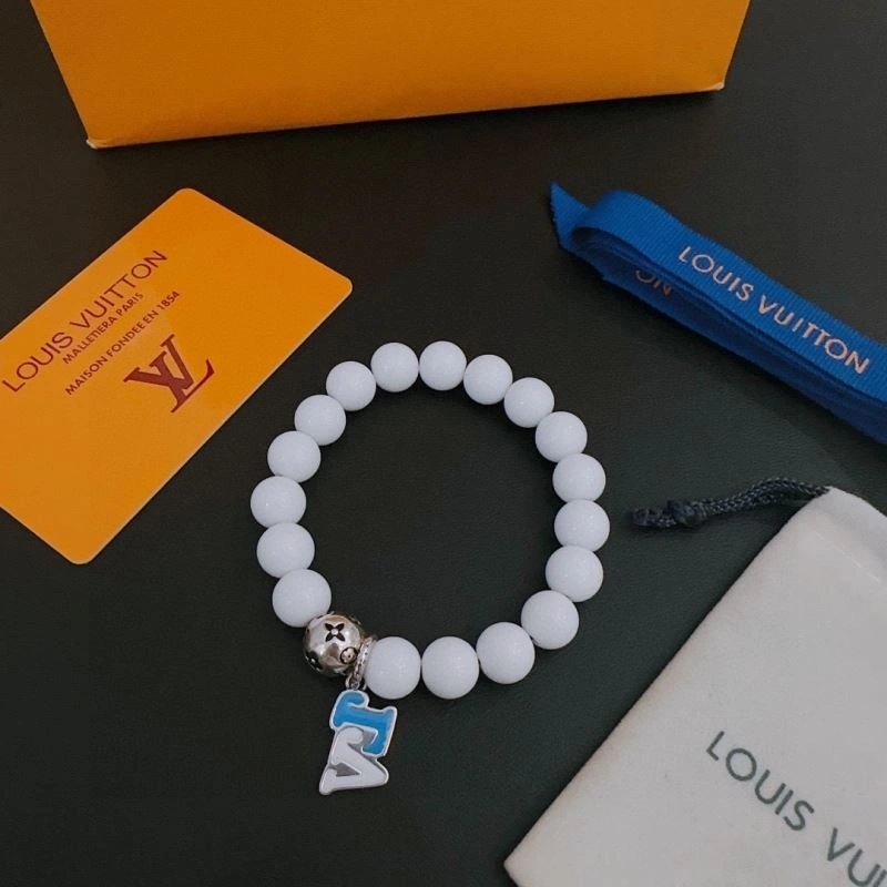 Stylish Louis Vuitton Bracelets 250314