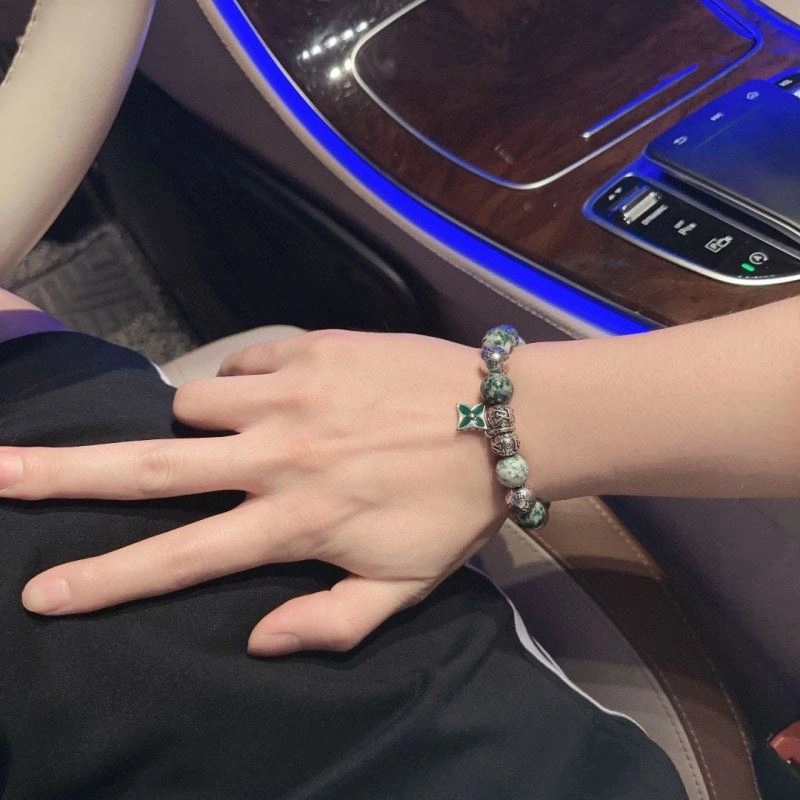 FlexibleFit Louis Vuitton Bracelets 250312