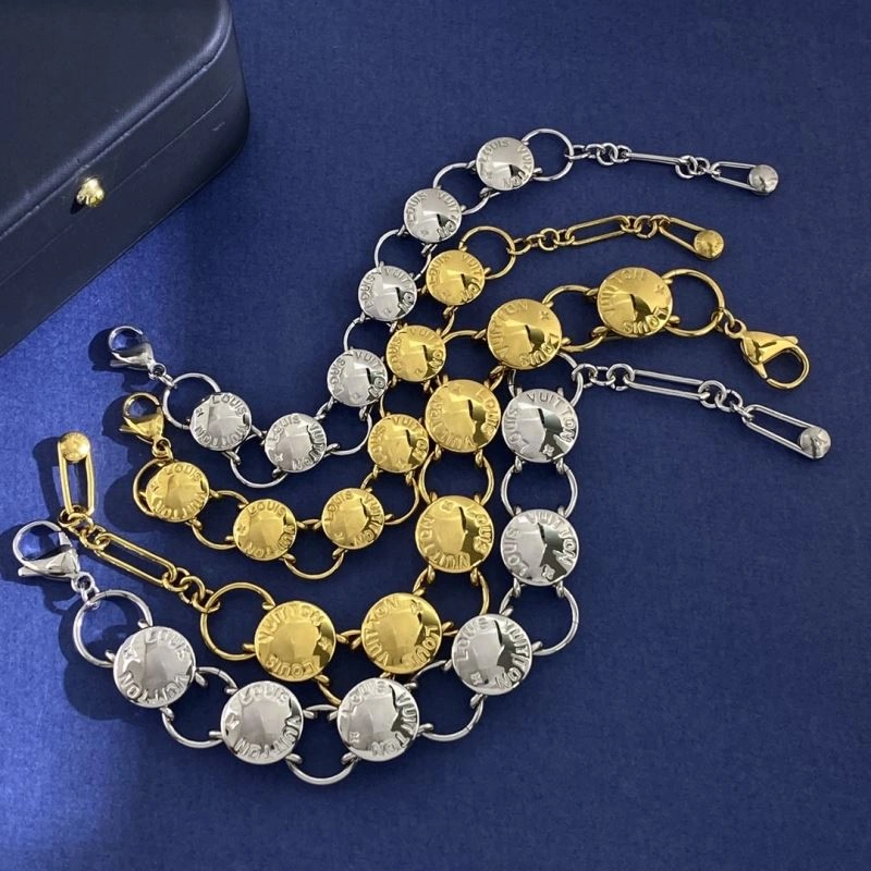 Louis Vuitton Bracelets Affordable 250311