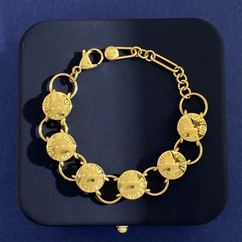 Louis Vuitton Bracelets Affordable 250311