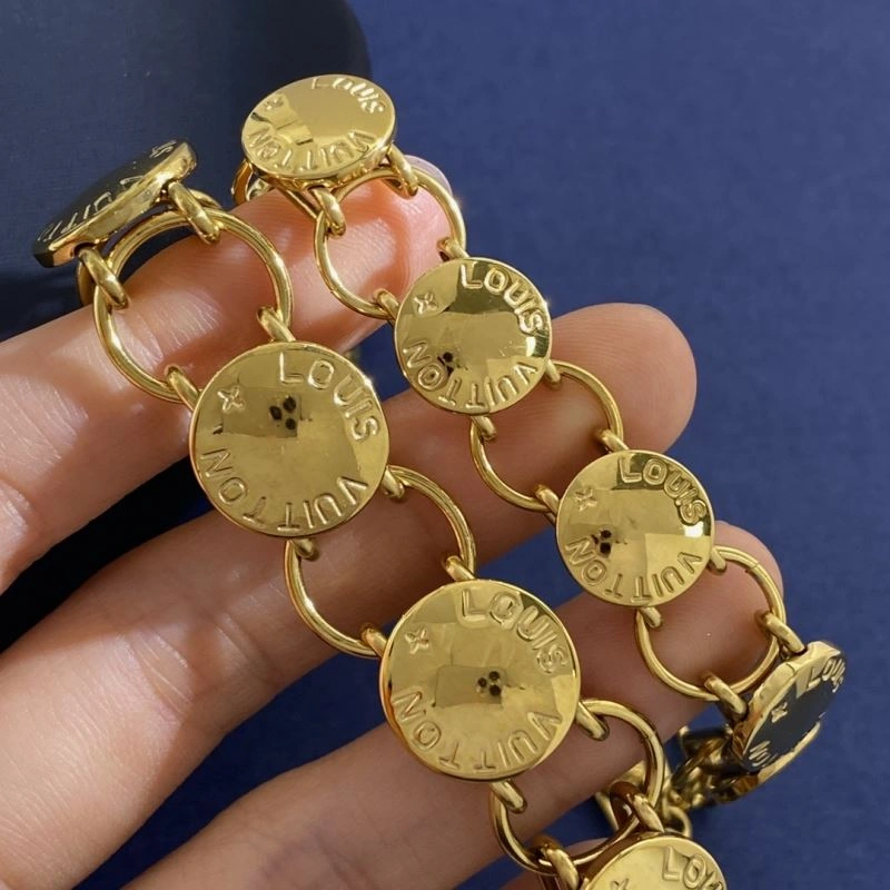 Louis Vuitton Bracelets Affordable 250311