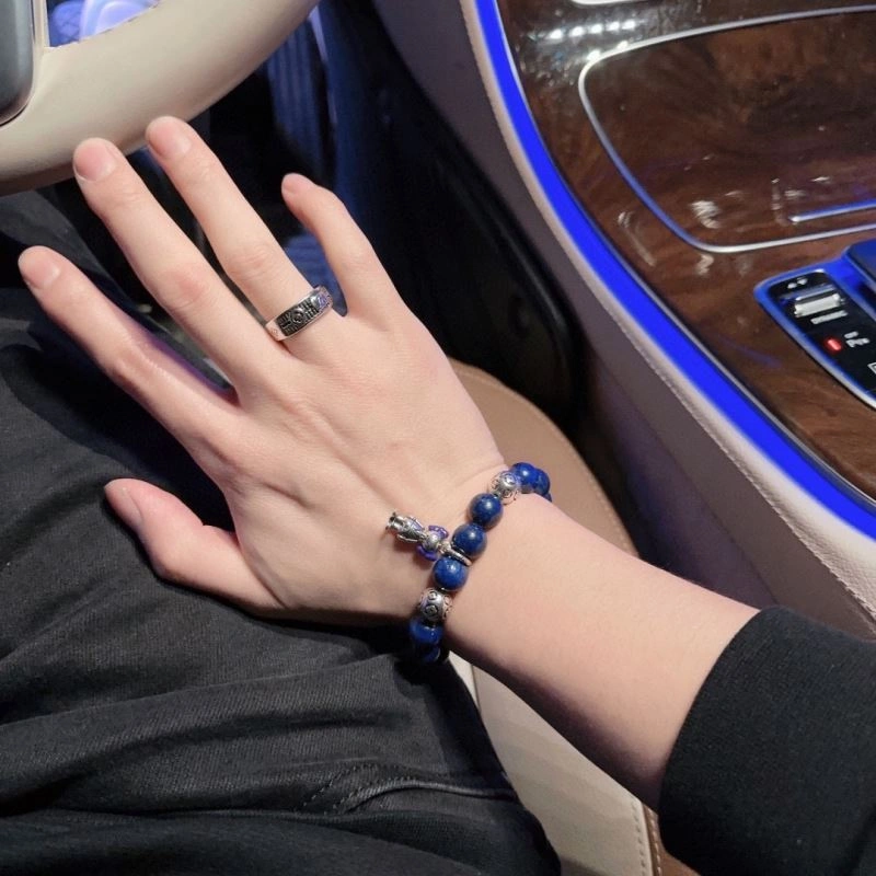 Louis Vuitton Bracelets WaterResistant 250281