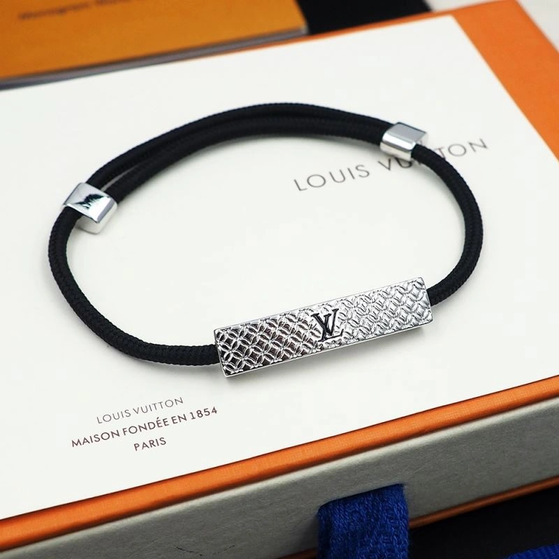 Stretchable Louis Vuitton Bracelets 250309