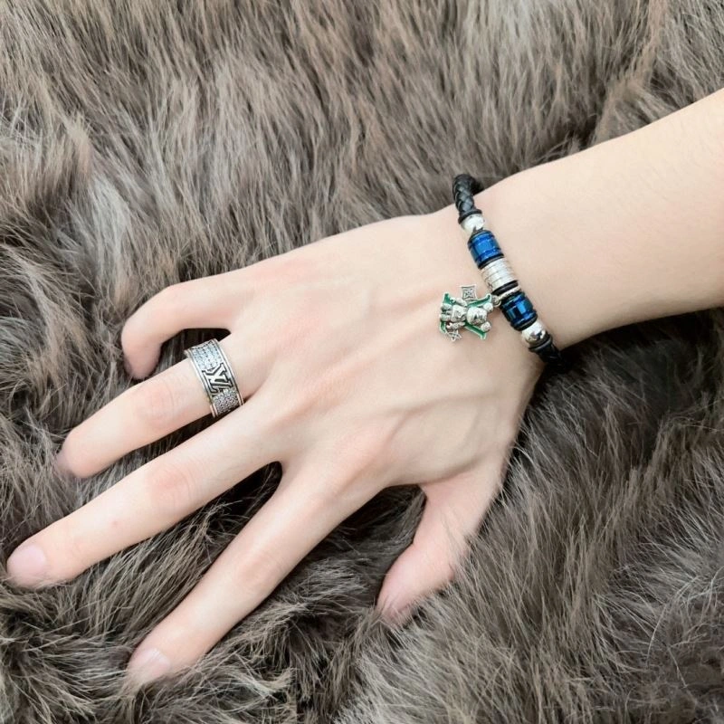 Louis Vuitton Bracelets ZeroBulk 250305