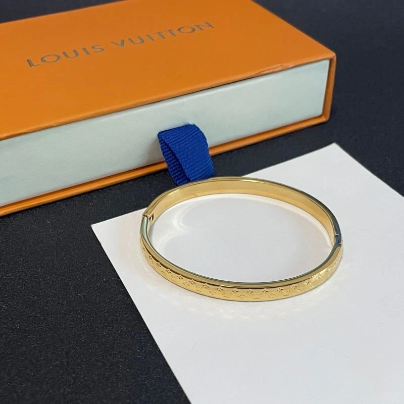 Unique Louis Vuitton Bracelets 250303
