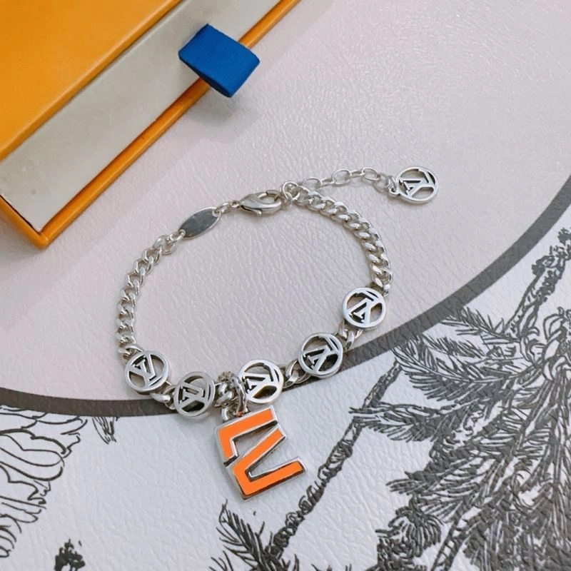 Trendy Louis Vuitton Bracelets 250278