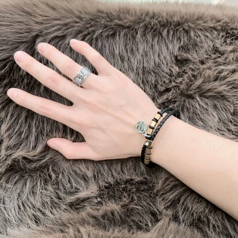 Louis Vuitton Bracelets SportInspired 250274