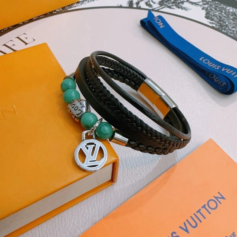 MoistureWicking Louis Vuitton Bracelets 250272