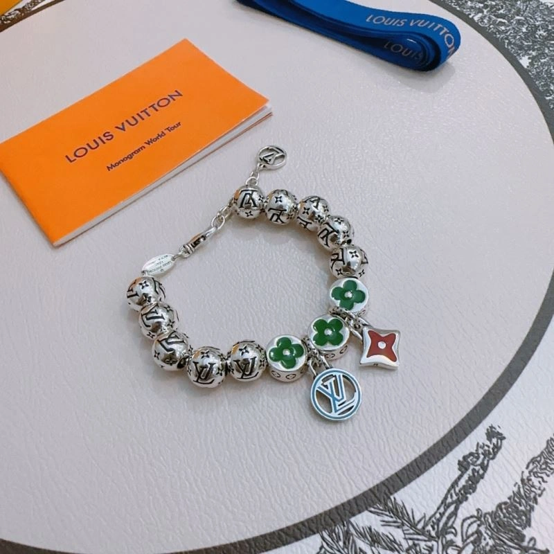 Lightweight Louis Vuitton Bracelets 250270