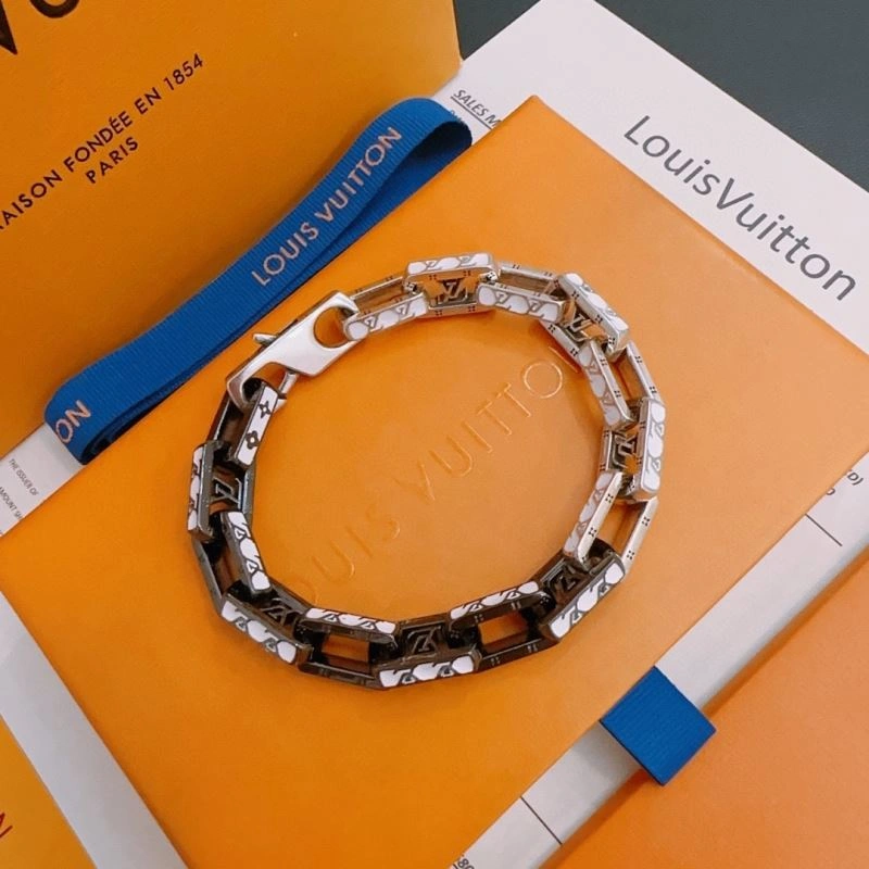 Unisex Louis Vuitton Bracelets 250267