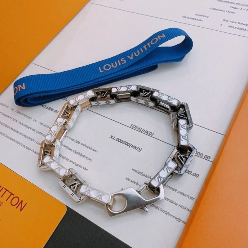 Unisex Louis Vuitton Bracelets 250267