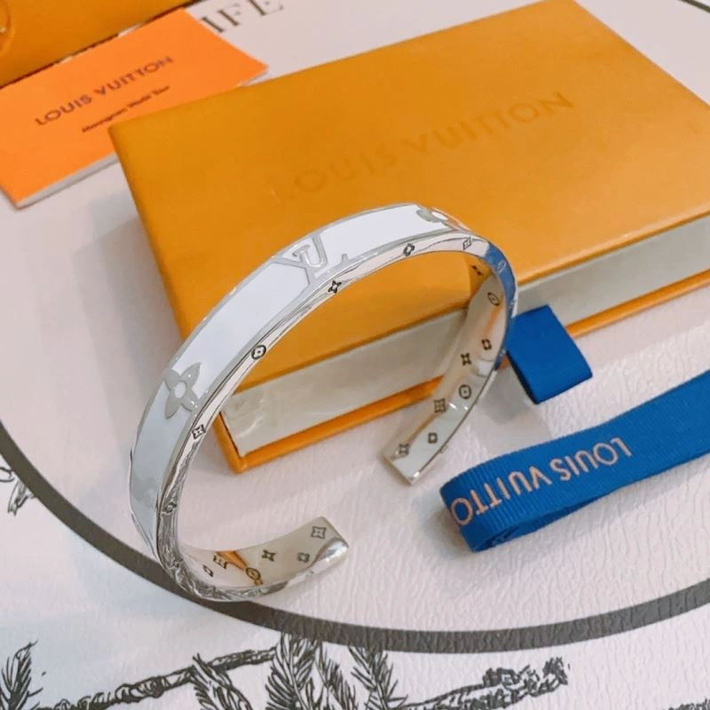 Louis Vuitton Bracelets HighPerformance 250244