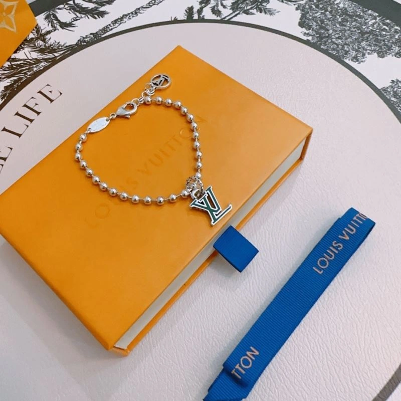 Louis Vuitton Bracelets Versatile 250260