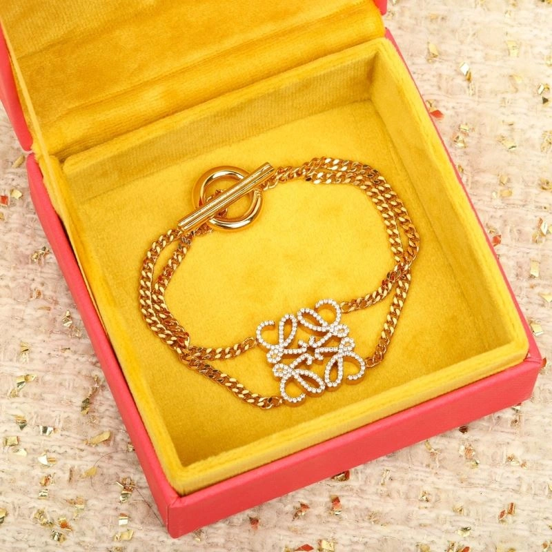 HighPerformance Louis Vuitton Bracelets 250248