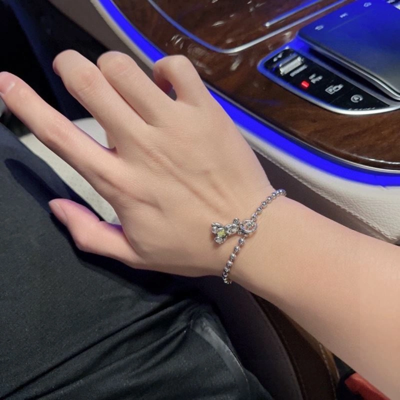 Louis Vuitton Bracelets ModernLook 250265