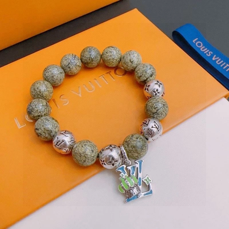 Lightweight Louis Vuitton Bracelets 250255