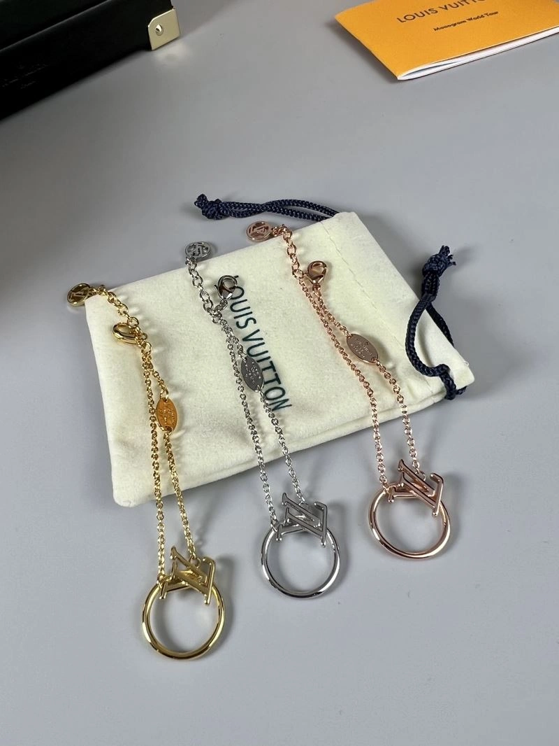 Louis Vuitton Bracelets Classic 250236