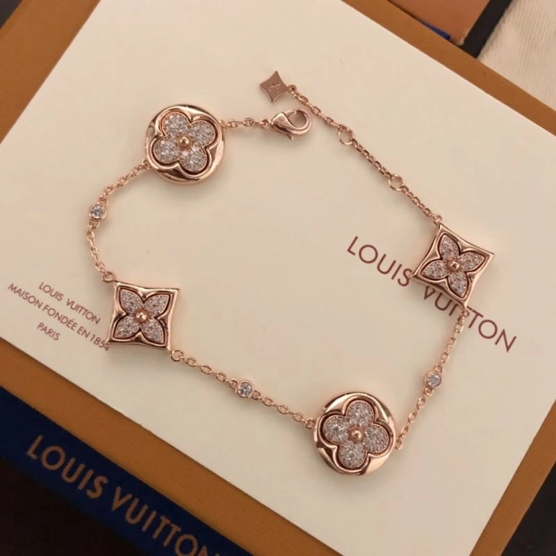 Louis Vuitton Bracelets Elegant 250233