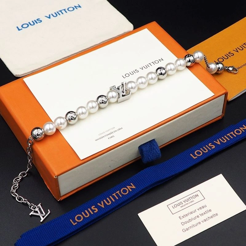 OdorResistant Louis Vuitton Bracelets 250224