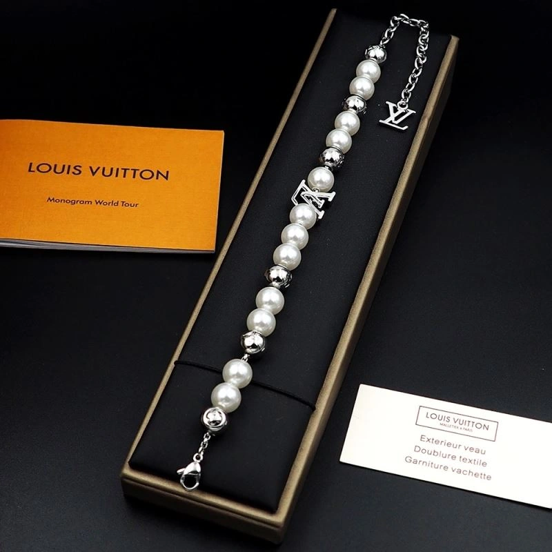 OdorResistant Louis Vuitton Bracelets 250224