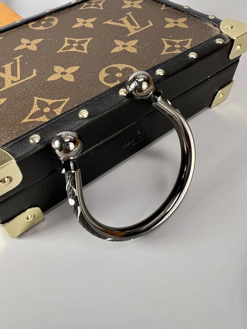 SmartChoice Louis Vuitton Bracelets 250203
