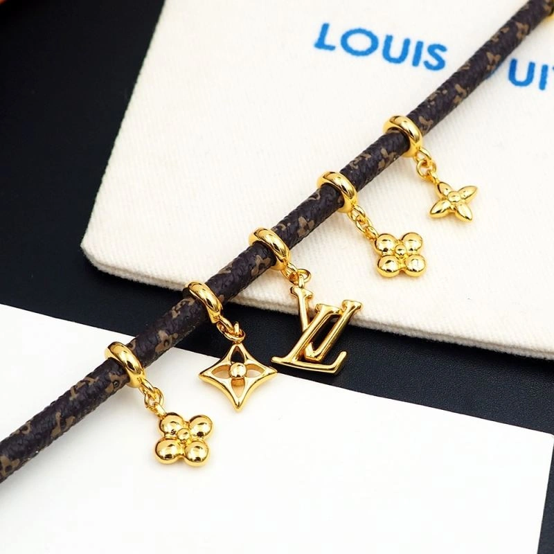 Versatile Louis Vuitton Bracelets 250228