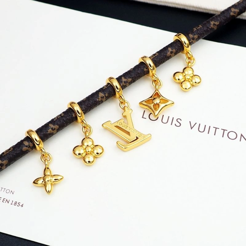 Versatile Louis Vuitton Bracelets 250228