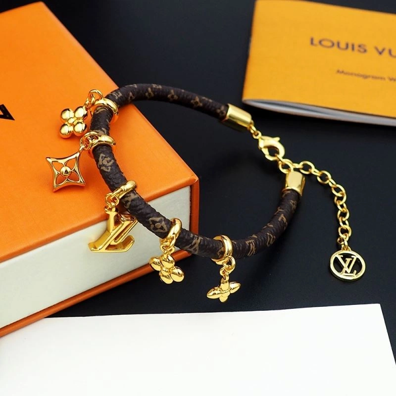 Versatile Louis Vuitton Bracelets 250228
