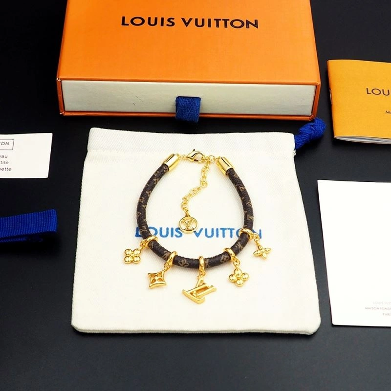 Versatile Louis Vuitton Bracelets 250228