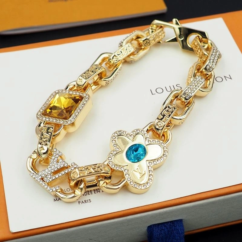 Louis Vuitton Bracelets Effortless 247617