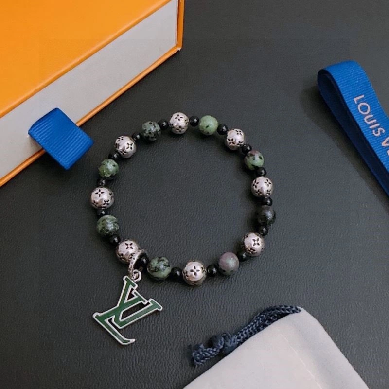 Breathable Louis Vuitton Bracelets 249983