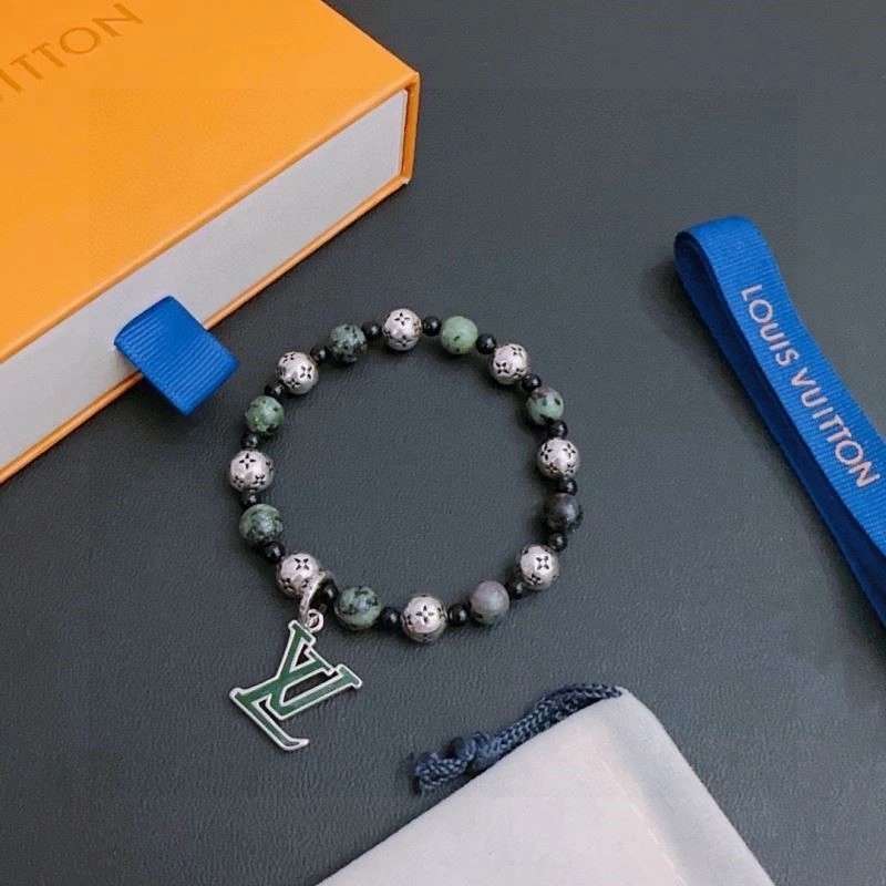 Breathable Louis Vuitton Bracelets 249983