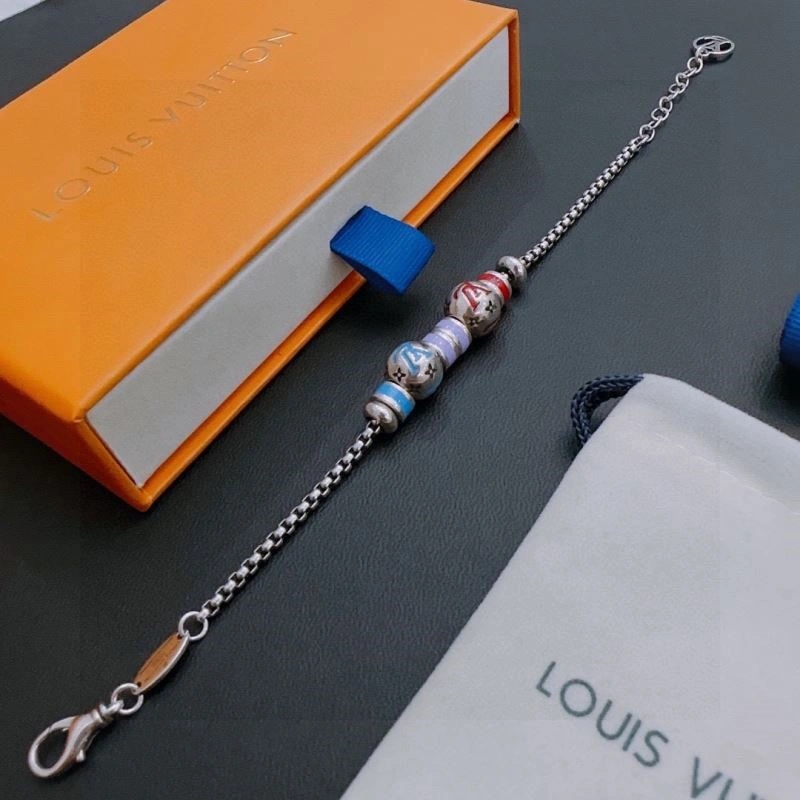 Louis Vuitton Bracelets Snug 249981