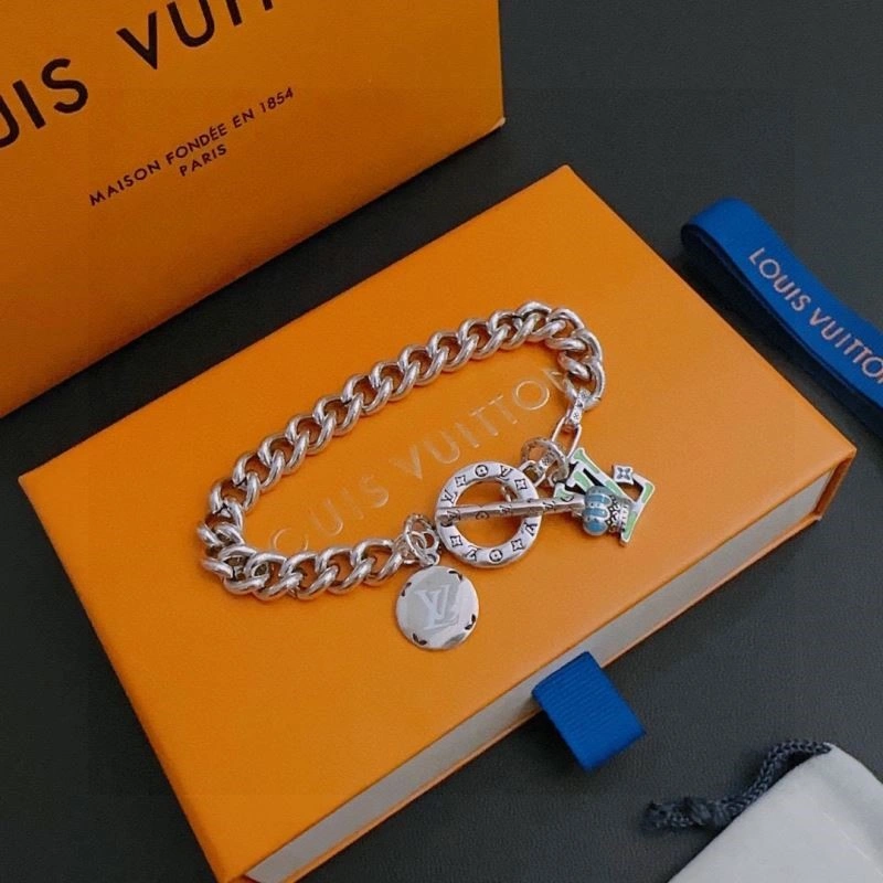 Popular Louis Vuitton Bracelets 249977