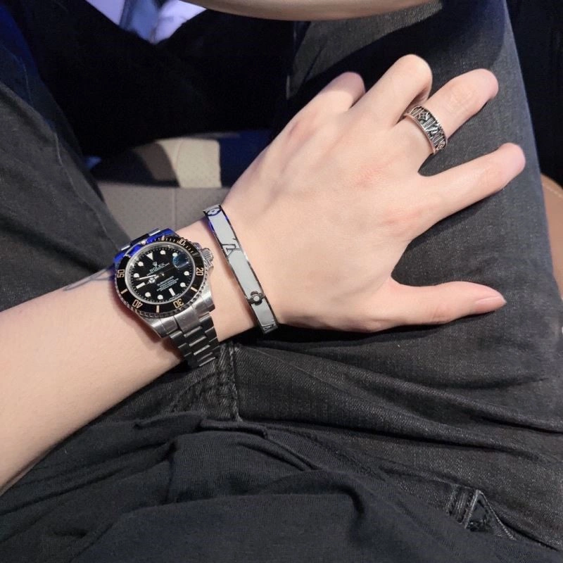 Flexible Louis Vuitton Bracelets 249957