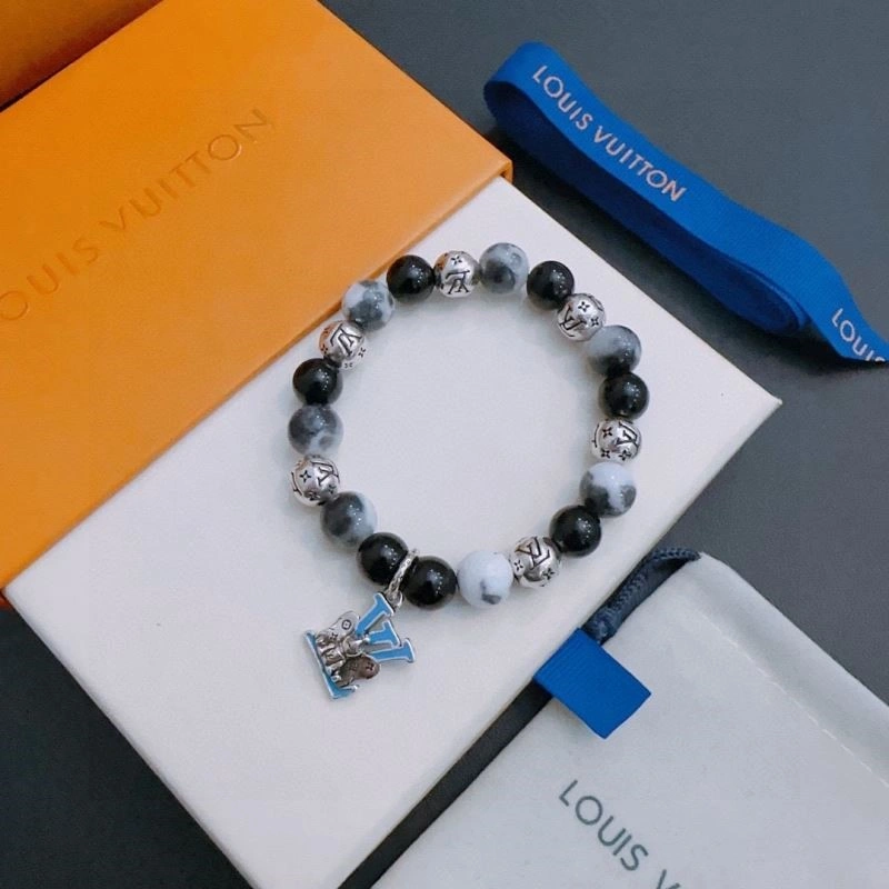 Louis Vuitton Bracelets DailyWear 249954