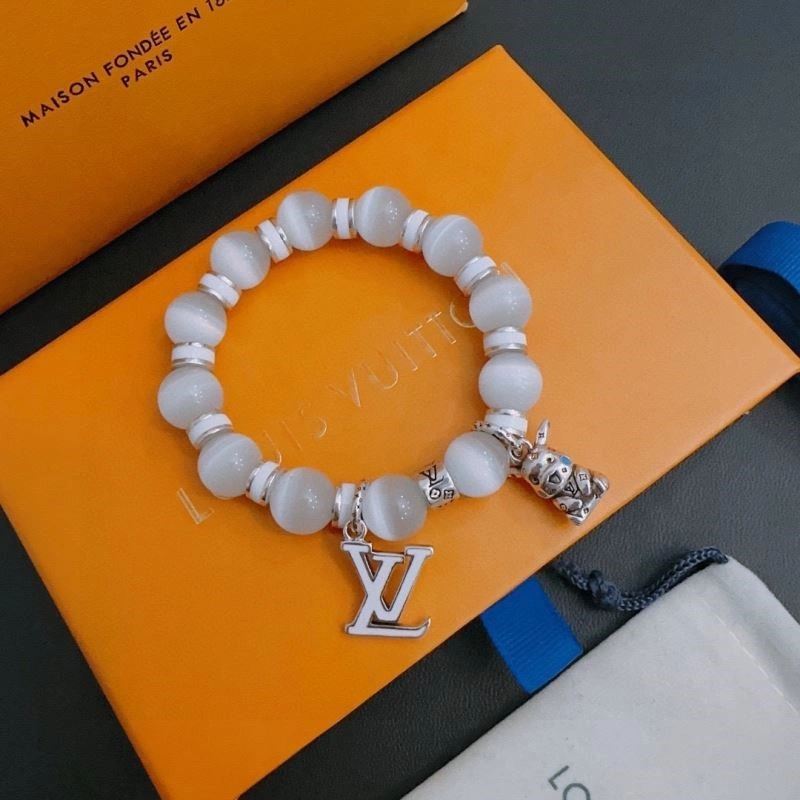 Casual Louis Vuitton Bracelets 249952