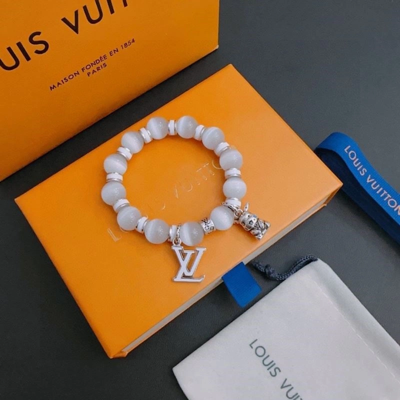 Casual Louis Vuitton Bracelets 249952