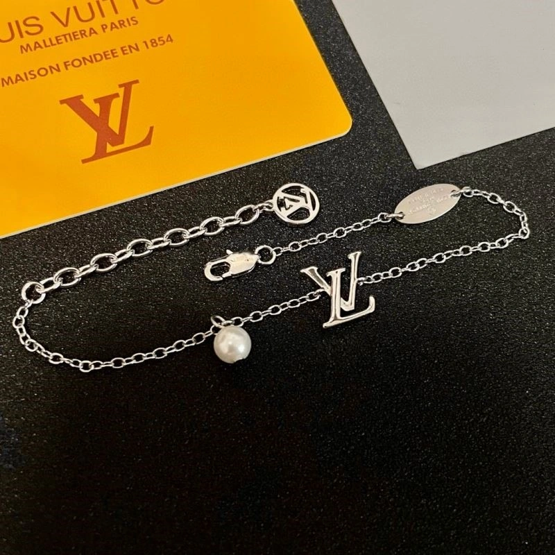 TravelReady Louis Vuitton Bracelets 249935