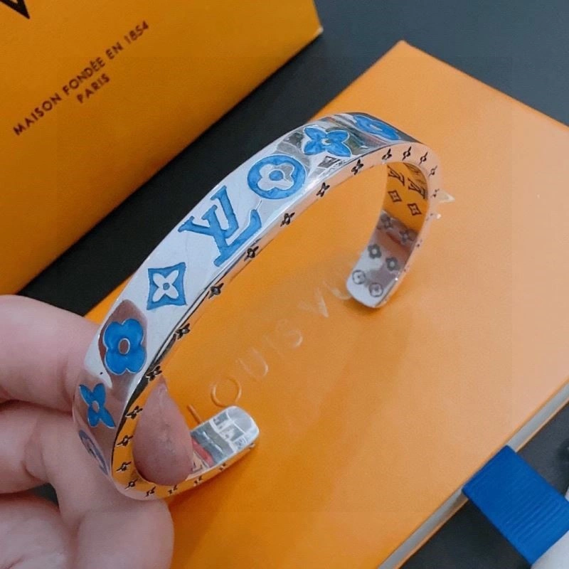 Louis Vuitton Bracelets Packable 249923