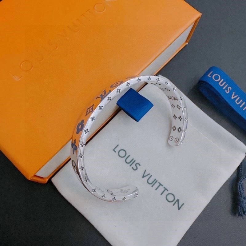 Louis Vuitton Bracelets Packable 249923
