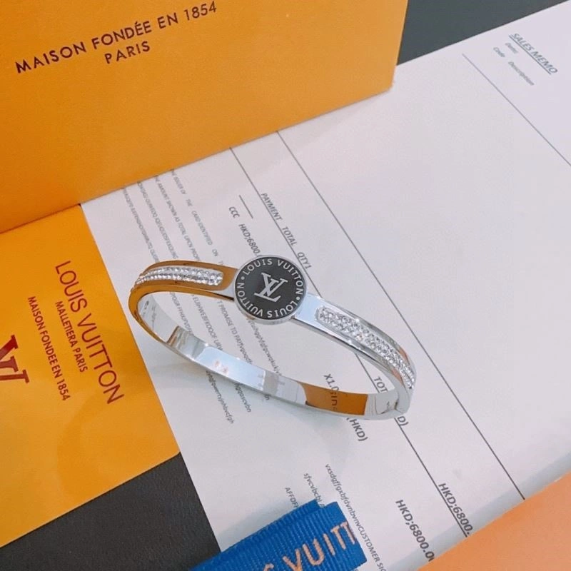 FastDry Louis Vuitton Bracelets 249920